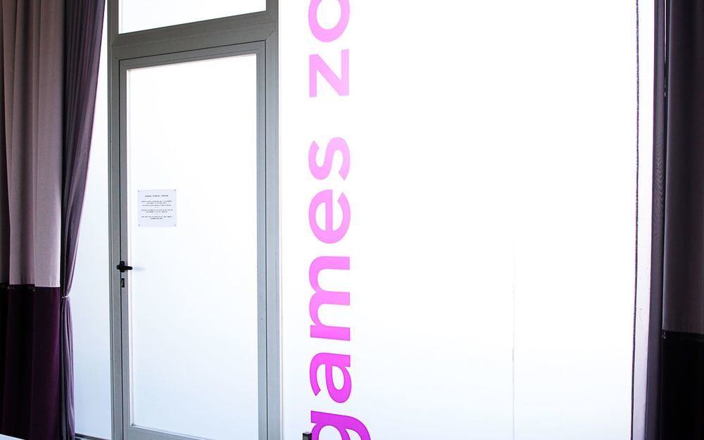 Aparthotel Four Elements Suites Salou Zewnętrze zdjęcie