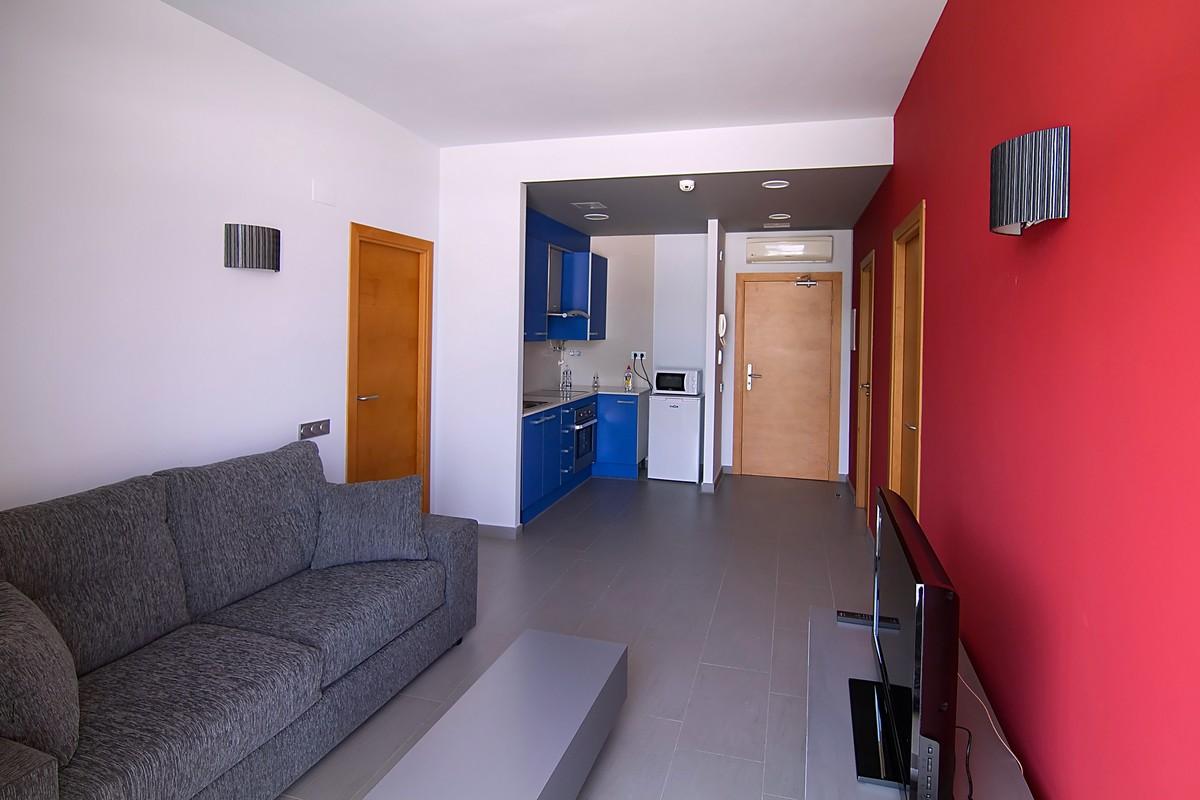 Aparthotel Four Elements Suites Salou Zewnętrze zdjęcie