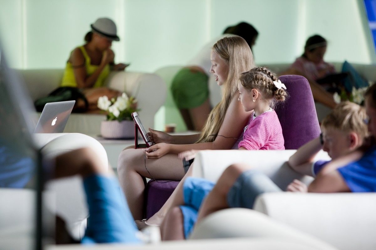 Aparthotel Four Elements Suites Salou Zewnętrze zdjęcie