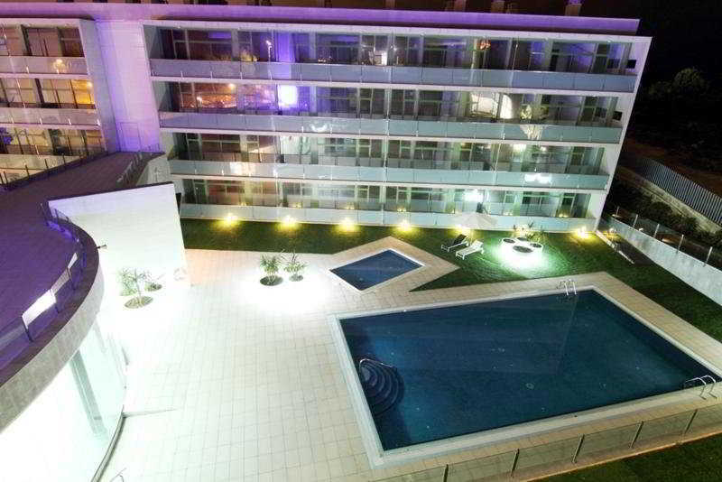 Aparthotel Four Elements Suites Salou Zewnętrze zdjęcie