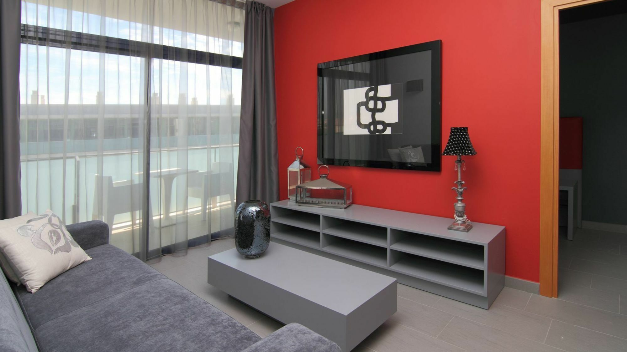 Aparthotel Four Elements Suites Salou Zewnętrze zdjęcie