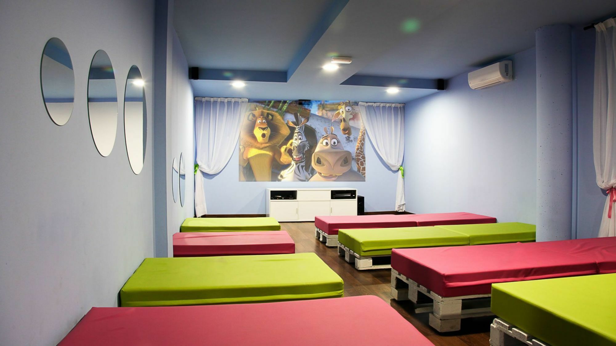 Aparthotel Four Elements Suites Salou Zewnętrze zdjęcie